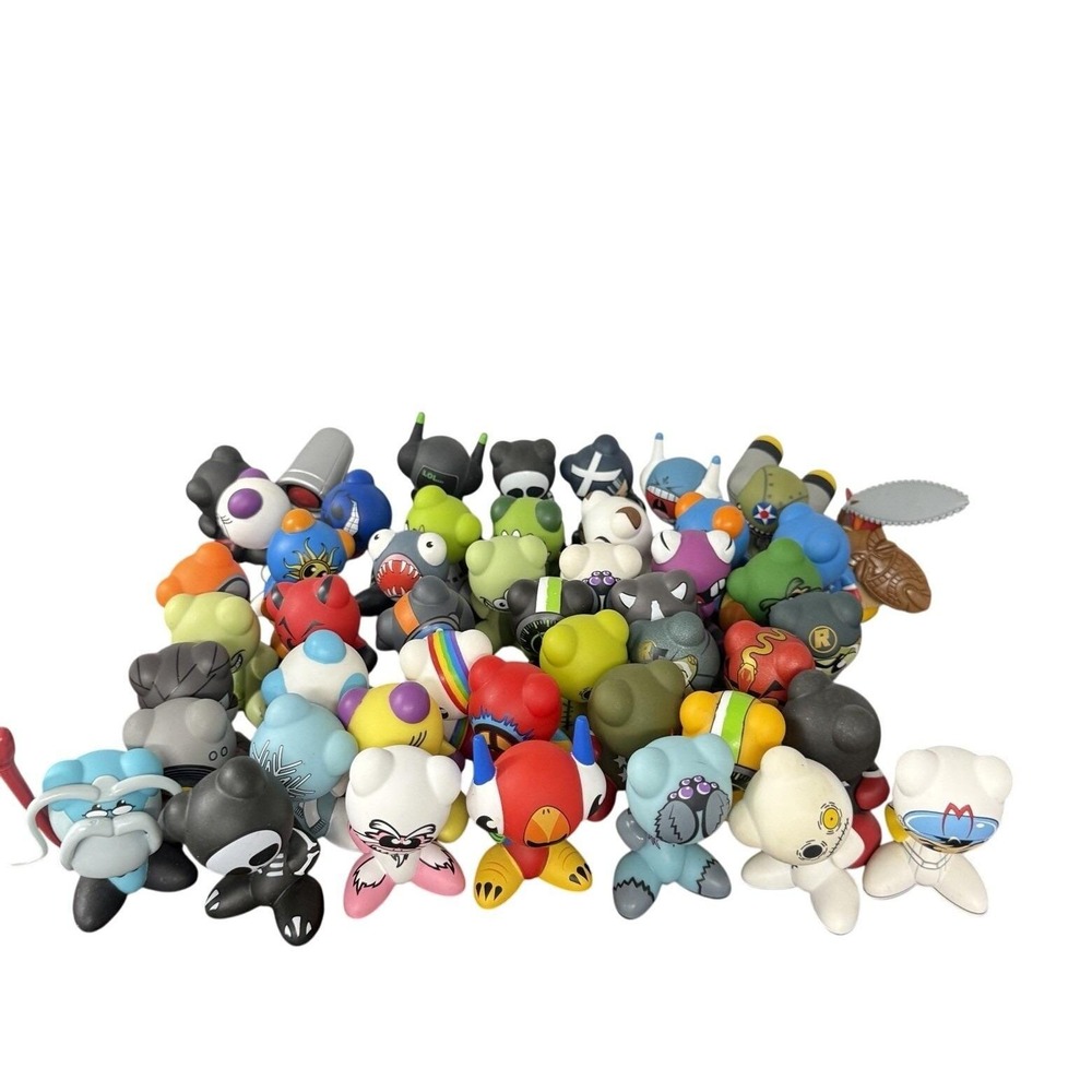 U.B. Funkeys Lot Radica Mattel White USB Hub 49 Loose Figures NO Software/ Disk
